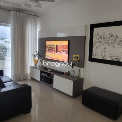 Cobertura com 224m², 3 quartos (sendo 1 suíte), 2 garagens, no bairro Ingleses em Florianópolis