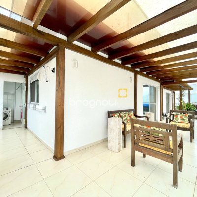 Cobertura com 224m², 3 quartos (sendo 1 suíte), 2 garagens, no bairro Ingleses em Florianópolis