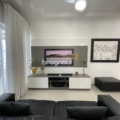 Cobertura com 224m², 3 quartos (sendo 1 suíte), 2 garagens, no bairro Ingleses em Florianópolis