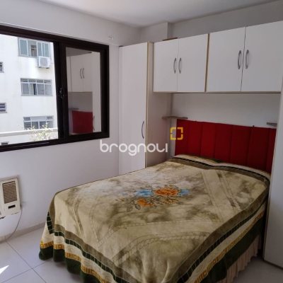 Apartamento com 88m², 3 quartos (sendo 1 suíte), 1 garagem, no bairro Centro em Florianópolis