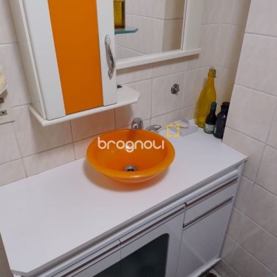 Apartamento com 88m², 3 quartos (sendo 1 suíte), 1 garagem, no bairro Centro em Florianópolis