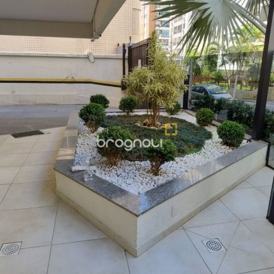 Apartamento com 88m², 3 quartos (sendo 1 suíte), 1 garagem, no bairro Centro em Florianópolis