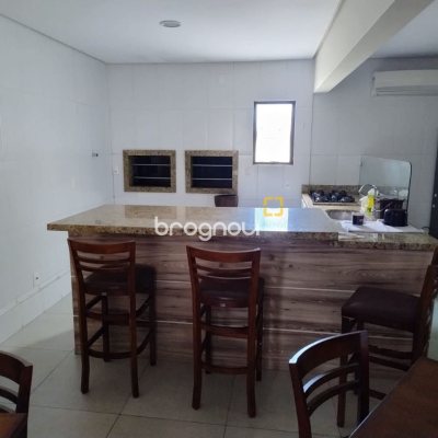 Apartamento com 88m², 3 quartos (sendo 1 suíte), 1 garagem, no bairro Centro em Florianópolis