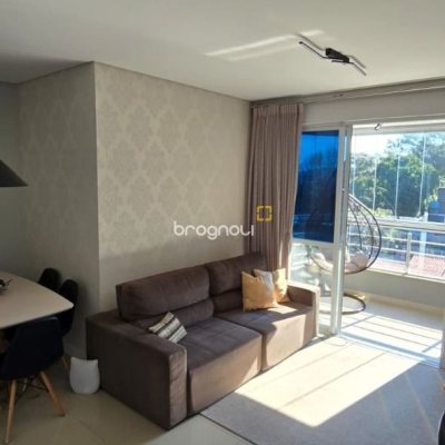 Cobertura com 140m², 3 quartos (sendo 1 suíte), 2 garagens, no bairro Jurerê em Florianópolis