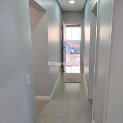 Cobertura com 140m², 3 quartos (sendo 1 suíte), 2 garagens, no bairro Jurerê em Florianópolis