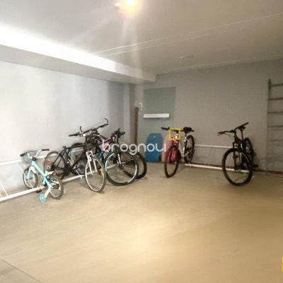 Cobertura com 140m², 3 quartos (sendo 1 suíte), 2 garagens, no bairro Jurerê em Florianópolis