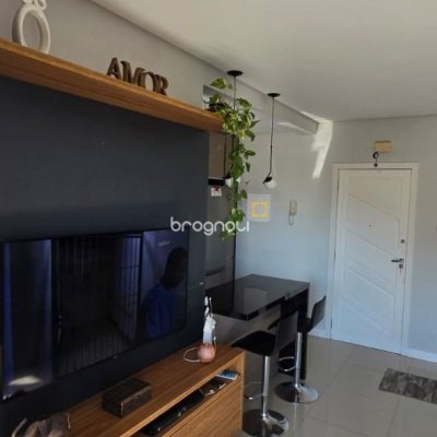 Cobertura com 140m², 3 quartos (sendo 1 suíte), 2 garagens, no bairro Jurerê em Florianópolis
