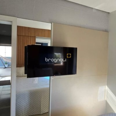 Cobertura com 140m², 3 quartos (sendo 1 suíte), 2 garagens, no bairro Jurerê em Florianópolis