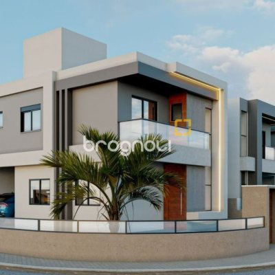 Casa com 129m², 3 quartos (sendo 1 suíte), 2 garagens, no bairro Canasvieiras em Florianópolis