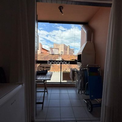 Apartamento com 186m², 4 quartos (sendo 3 suítes), 2 garagens, no bairro Ingleses em Florianópolis