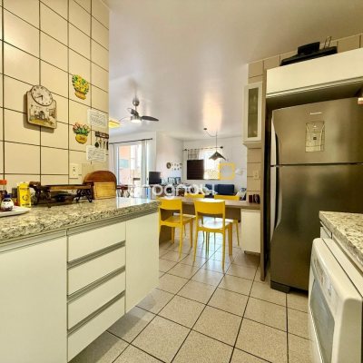 Apartamento com 186m², 4 quartos (sendo 3 suítes), 2 garagens, no bairro Ingleses em Florianópolis