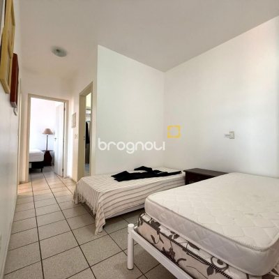 Apartamento com 186m², 4 quartos (sendo 3 suítes), 2 garagens, no bairro Ingleses em Florianópolis
