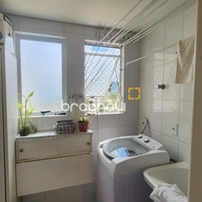 Apartamento com 91m², 3 quartos (sendo 1 suíte), 2 garagens, no bairro Córrego Grande em Florianópolis