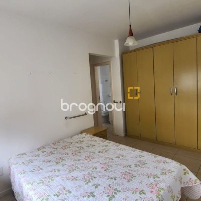 Apartamento com 91m², 3 quartos (sendo 1 suíte), 2 garagens, no bairro Córrego Grande em Florianópolis
