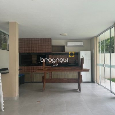 Apartamento com 91m², 3 quartos (sendo 1 suíte), 2 garagens, no bairro Córrego Grande em Florianópolis