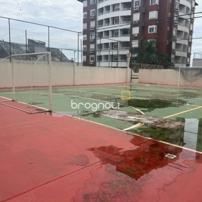 Apartamento com 91m², 3 quartos (sendo 1 suíte), 2 garagens, no bairro Córrego Grande em Florianópolis