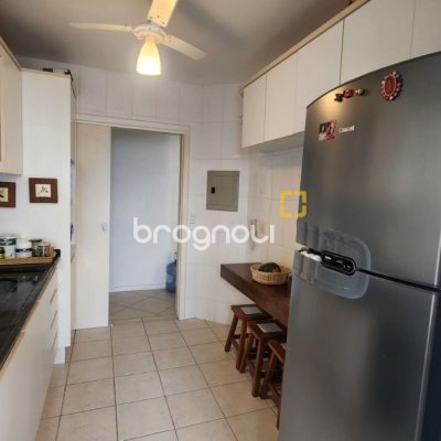 Apartamento com 91m², 3 quartos (sendo 1 suíte), 2 garagens, no bairro Córrego Grande em Florianópolis