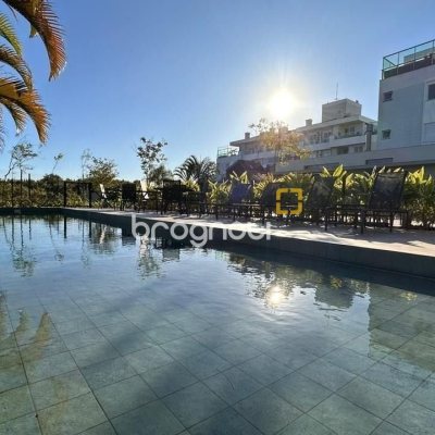 Apartamento com 106m², 2 quartos (sendo 2 suítes), 2 garagens, no bairro João Paulo em Florianópolis