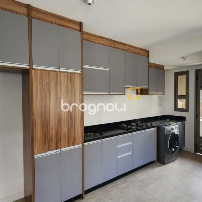 Apartamento com 106m², 2 quartos (sendo 2 suítes), 2 garagens, no bairro João Paulo em Florianópolis
