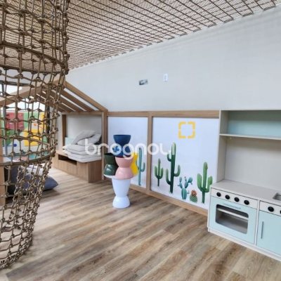 Apartamento com 106m², 2 quartos (sendo 2 suítes), 2 garagens, no bairro João Paulo em Florianópolis