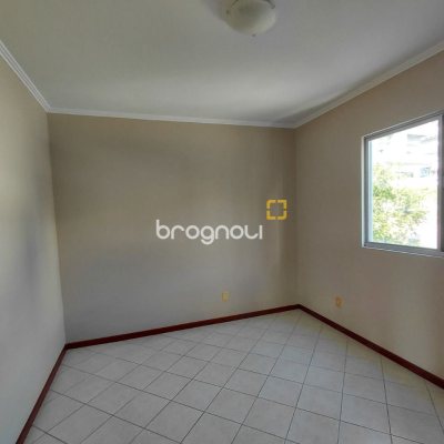Apartamento com 67m², 2 quartos, 1 garagem, no bairro Pantanal em Florianópolis
