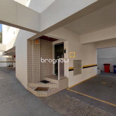 Apartamento com 67m², 2 quartos, 1 garagem, no bairro Pantanal em Florianópolis
