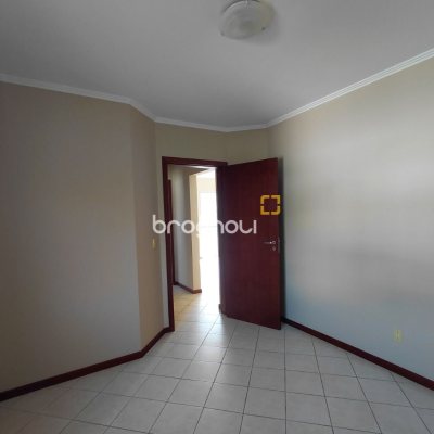 Apartamento com 67m², 2 quartos, 1 garagem, no bairro Pantanal em Florianópolis