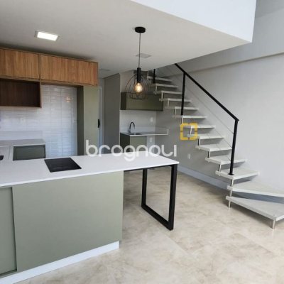 Apartamento com 51m², 1 quarto (sendo 1 suíte), 1 garagem, no bairro Cacupé em Florianópolis
