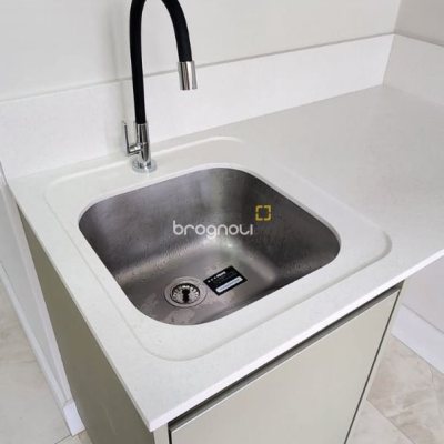 Apartamento com 51m², 1 quarto (sendo 1 suíte), 1 garagem, no bairro Cacupé em Florianópolis