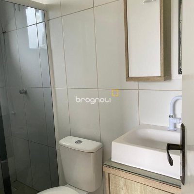 Apartamento com 78m², 2 quartos (sendo 1 suíte), 1 garagem, no bairro Ingleses em Florianópolis