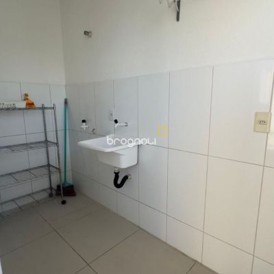 Apartamento com 78m², 2 quartos (sendo 1 suíte), 1 garagem, no bairro Ingleses em Florianópolis