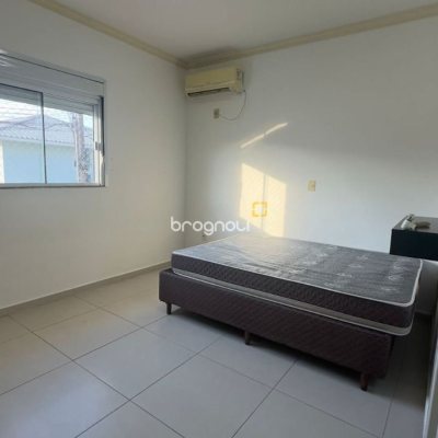 Apartamento com 78m², 2 quartos (sendo 1 suíte), 1 garagem, no bairro Ingleses em Florianópolis