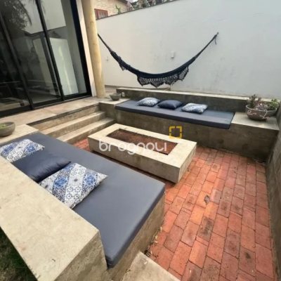 Casa de Condomínio com 275m², 4 quartos (sendo 3 suítes), 6 garagens, no bairro Campeche em Florianópolis