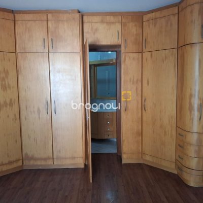 Apartamento com 103m², 3 quartos (sendo 1 suíte), 1 garagem, no bairro Campinas em São José