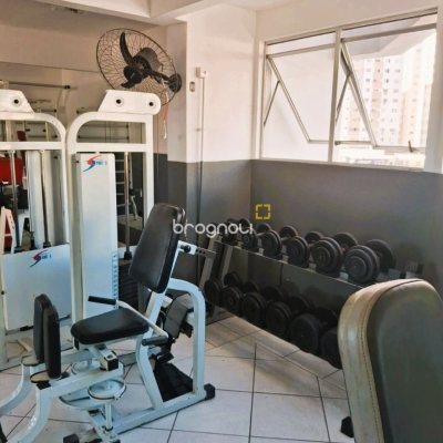 Apartamento com 103m², 3 quartos (sendo 1 suíte), 1 garagem, no bairro Campinas em São José