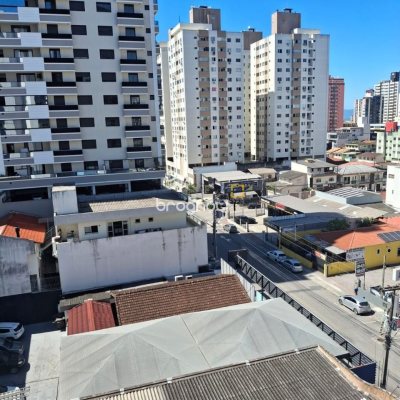 Apartamento com 103m², 3 quartos (sendo 1 suíte), 1 garagem, no bairro Campinas em São José