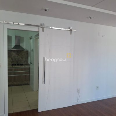 Apartamento com 103m², 3 quartos (sendo 1 suíte), 1 garagem, no bairro Campinas em São José