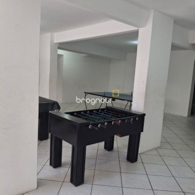 Apartamento com 103m², 3 quartos (sendo 1 suíte), 1 garagem, no bairro Campinas em São José