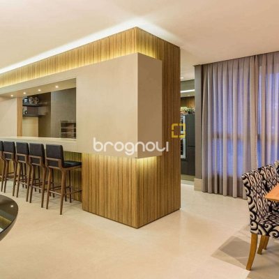 Apartamento com 143m², 3 quartos (sendo 3 suítes), 3 garagens, no bairro Campinas em São José
