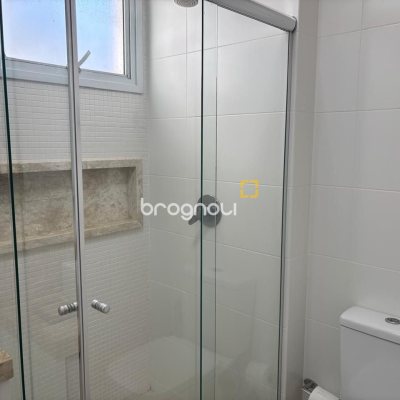 Apartamento com 143m², 3 quartos (sendo 3 suítes), 3 garagens, no bairro Campinas em São José