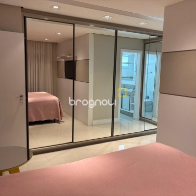 Apartamento com 143m², 3 quartos (sendo 3 suítes), 3 garagens, no bairro Campinas em São José