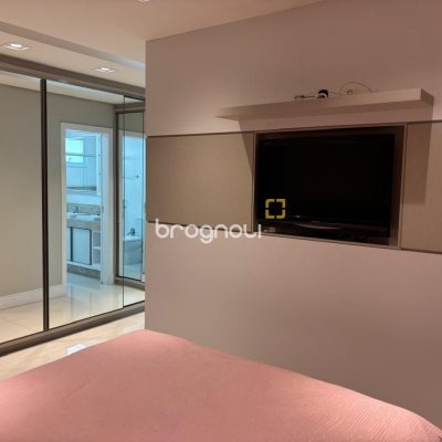 Apartamento com 143m², 3 quartos (sendo 3 suítes), 3 garagens, no bairro Campinas em São José