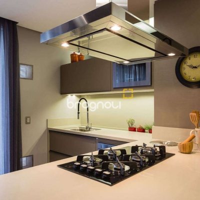 Apartamento com 143m², 3 quartos (sendo 3 suítes), 3 garagens, no bairro Campinas em São José