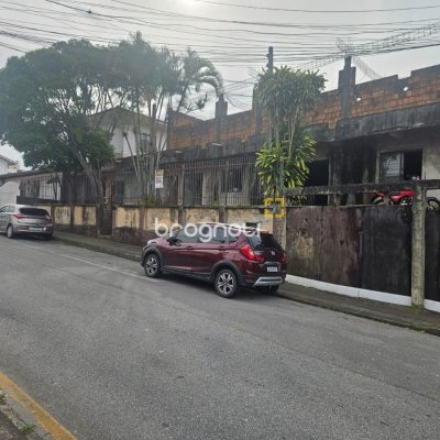 Terreno com 720m², no bairro Jardim Cidade de Florianópolis em São José
