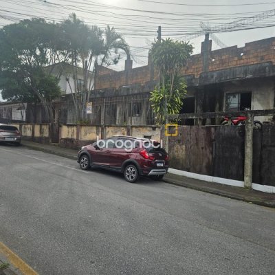Terreno com 720m², no bairro Jardim Cidade de Florianópolis em São José