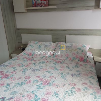 Casa com 80m², 3 quartos (sendo 1 suíte), 2 garagens, no bairro Serraria em São José