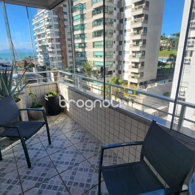 Apartamento com 170m², 3 quartos (sendo 1 suíte), 2 garagens, no bairro Centro em Florianópolis