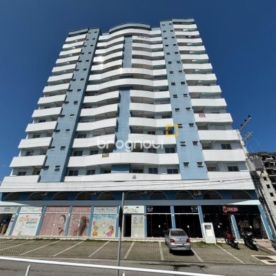 Apartamento com 92m², 2 quartos (sendo 1 suíte), 2 garagens, no bairro Barreiros em São José