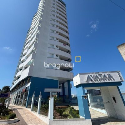 Apartamento com 92m², 2 quartos (sendo 1 suíte), 2 garagens, no bairro Barreiros em São José