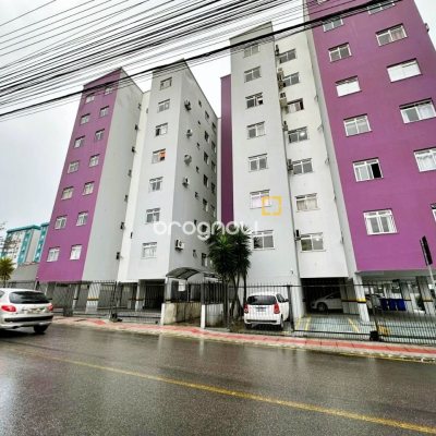 Apartamento com 56m², 2 quartos, no bairro Barreiros em São José